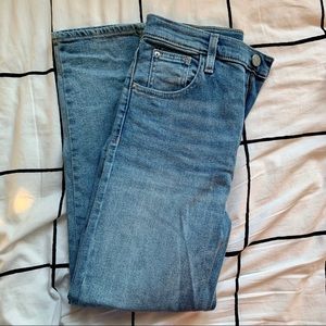 BDG| Lightwash High Waisted Jean